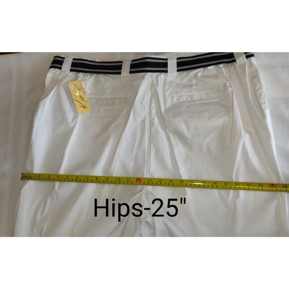 Karen Rogers White Shorts Women's PLUS 22W Stretch Minimalist NWT Belted Pockets - Picture 16 of 16